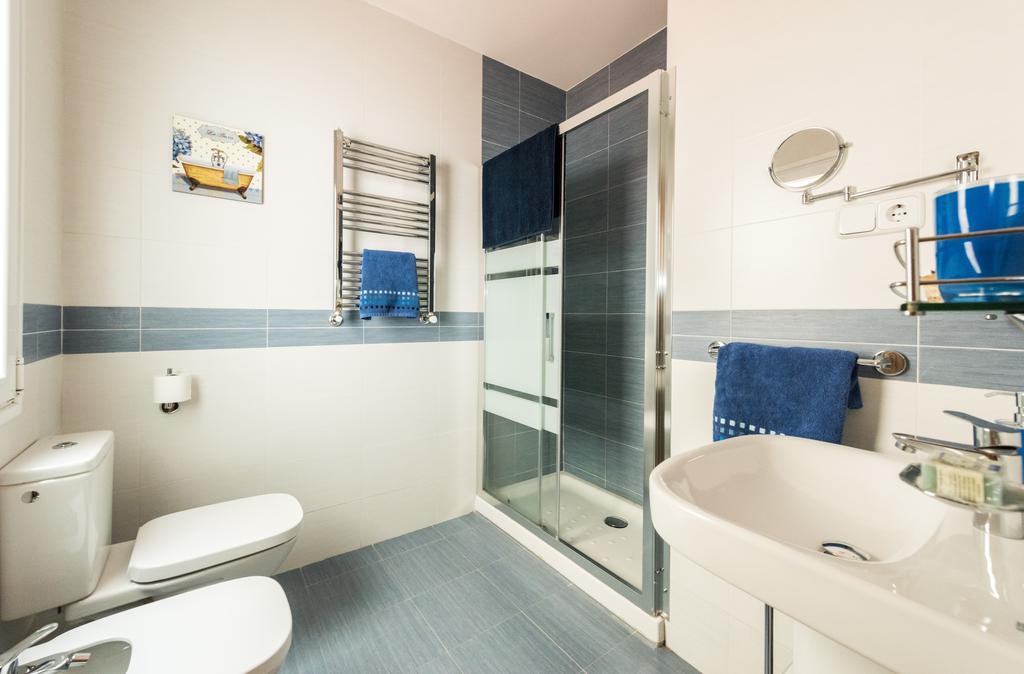 Apartamentos Madrid Xxxiii - Alojamiento De Temporada エクステリア 写真